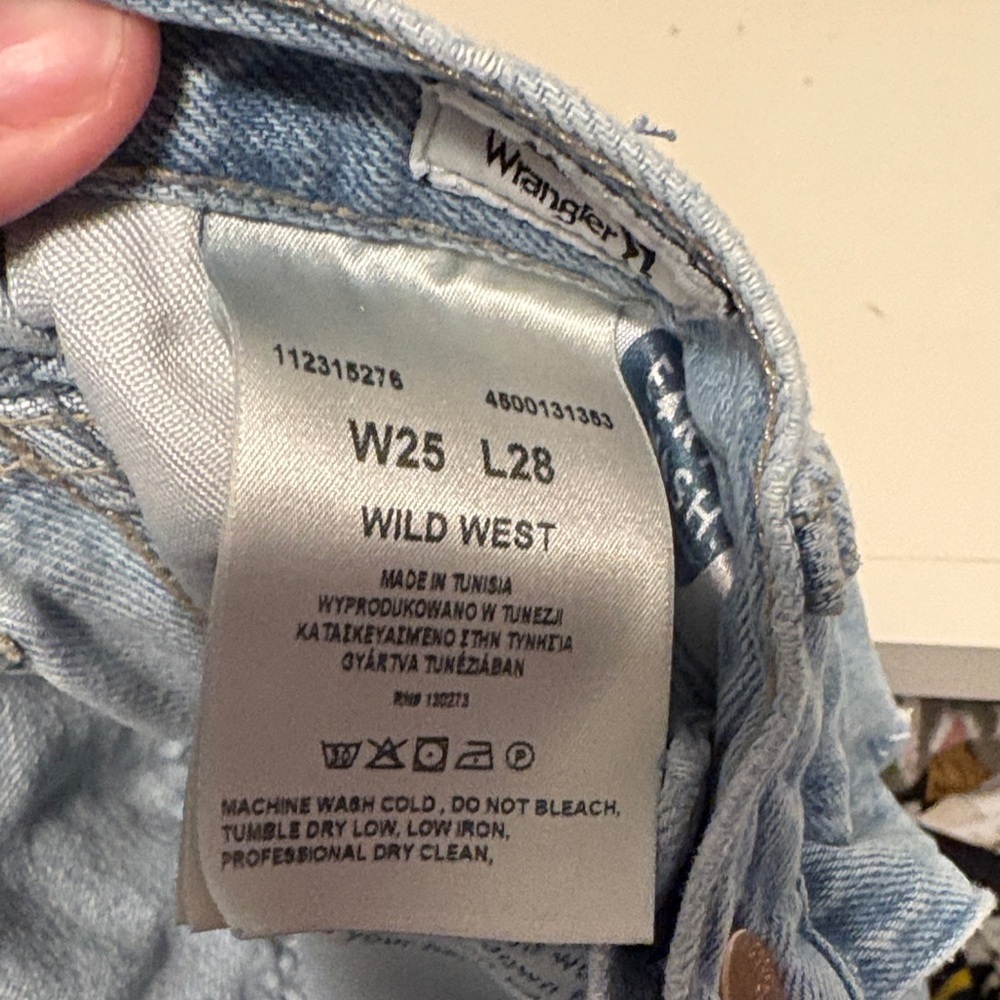 Wrangler Light Blue Straight Leg Jeans - Picture 6 of 6